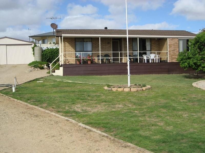 7 Angus Road, Tiddy Widdy Beach SA 5571
