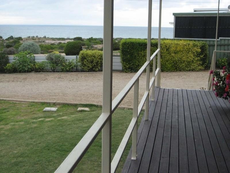 7 Angus Road, Tiddy Widdy Beach SA 5571