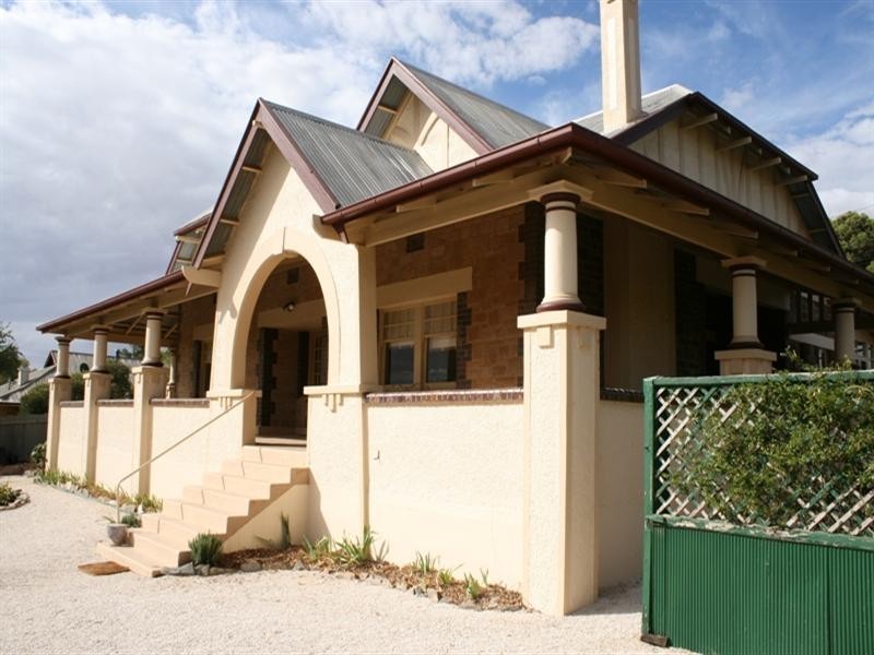 2 The Crescent, Burra SA 5417