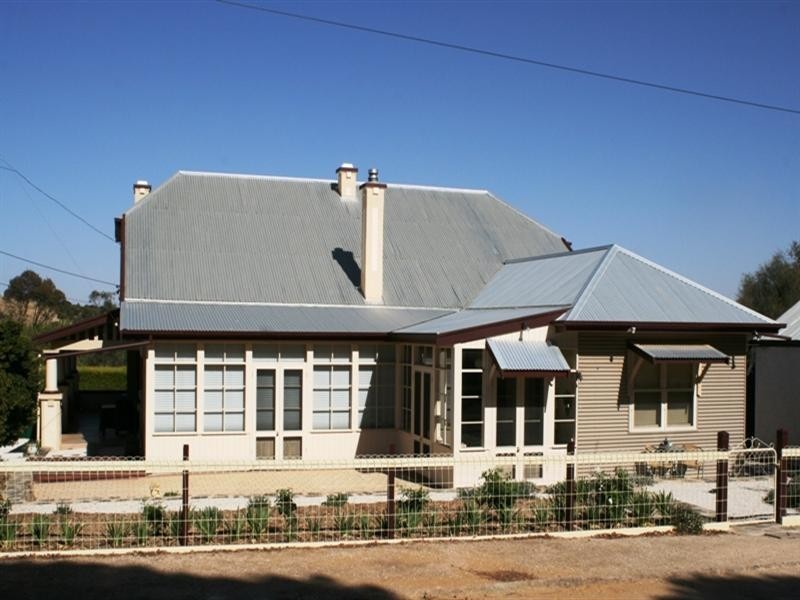 2 The Crescent, Burra SA 5417