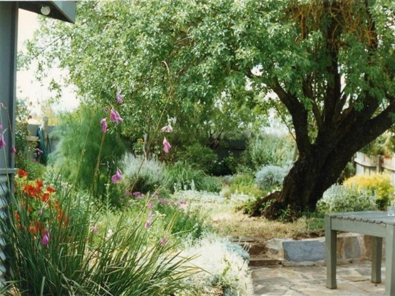 18 Truro Street, Burra SA 5417