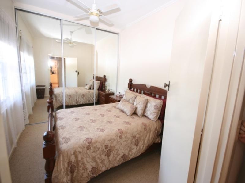 17 Melrose Avenue, Clare SA 5453
