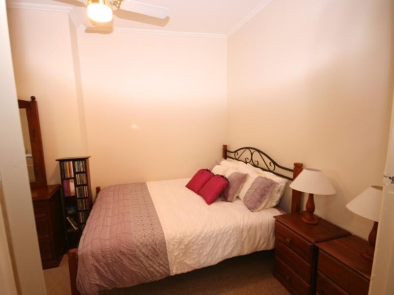 17 Melrose Avenue, Clare SA 5453