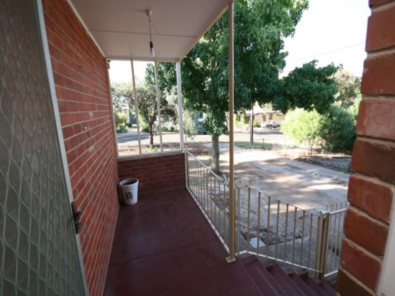 17 Melrose Avenue, Clare SA 5453