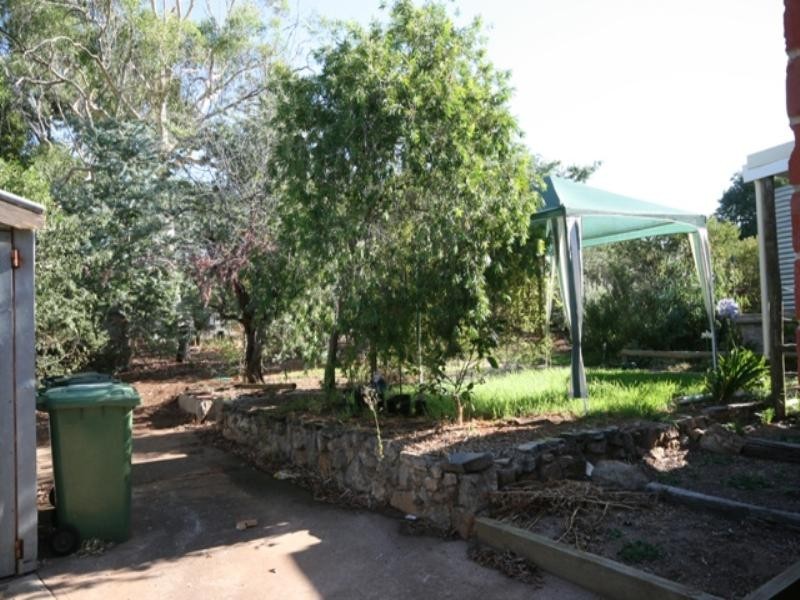 17 Melrose Avenue, Clare SA 5453