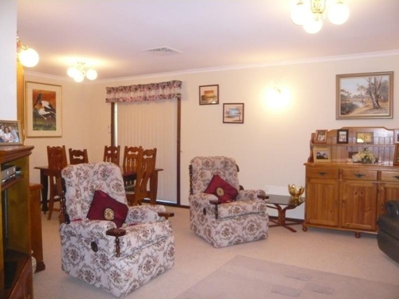 1 West Terrace, Clare SA 5453