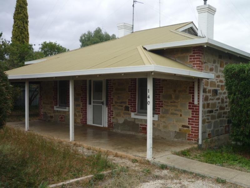 140 Main North Road, Clare SA 5453