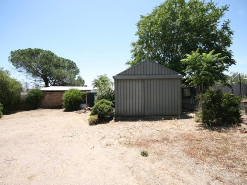 15 Kingston Street, Burra SA 5417