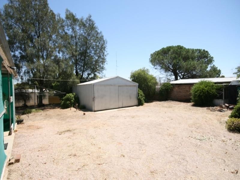 15 Kingston Street, Burra SA 5417