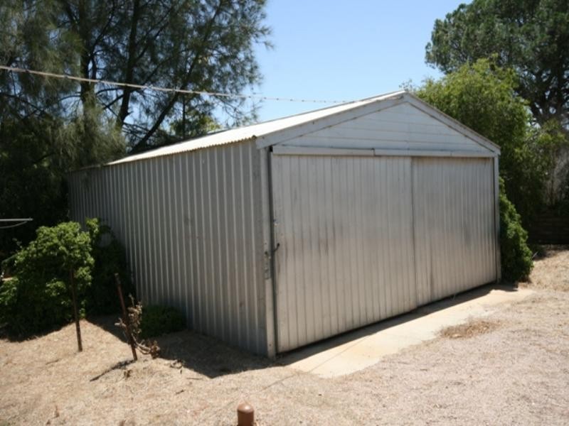 15 Kingston Street, Burra SA 5417