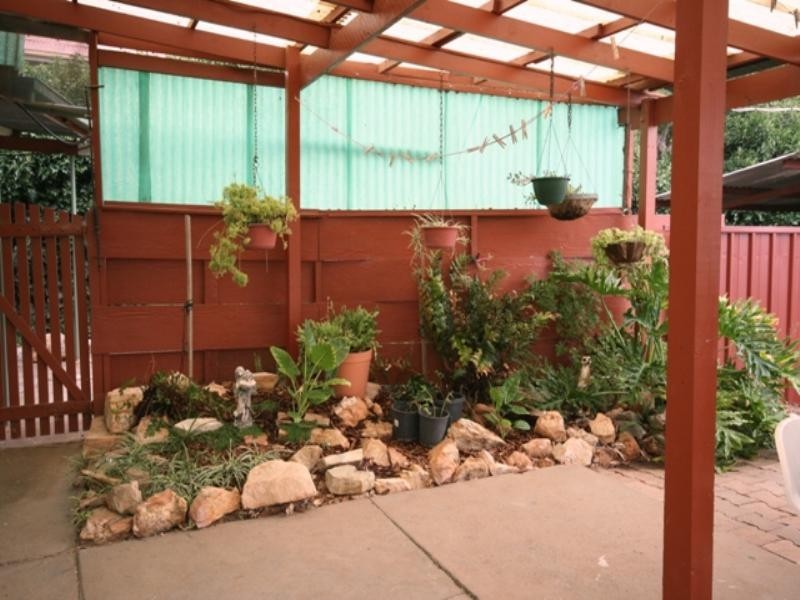 11 Kelly Street, Clare SA 5453