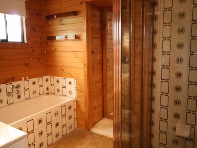 11 Kelly Street, Clare SA 5453