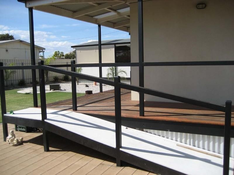 13 Annie Watt Street, Price SA 5570