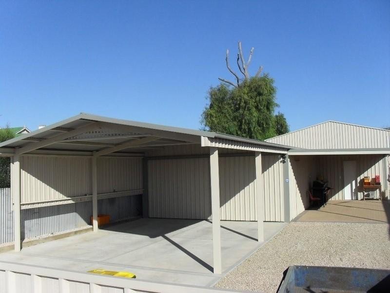 13 Annie Watt Street, Price SA 5570