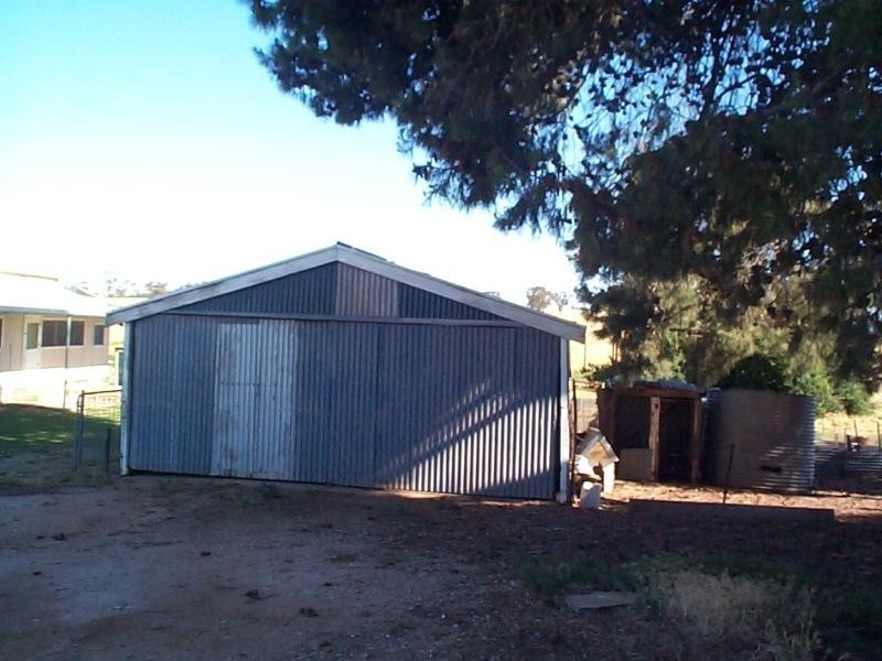 1 MacDonald Road, Stanley Flat SA 5453