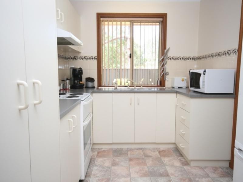 Unit 5, 2 Daly Street, Clare SA 5453