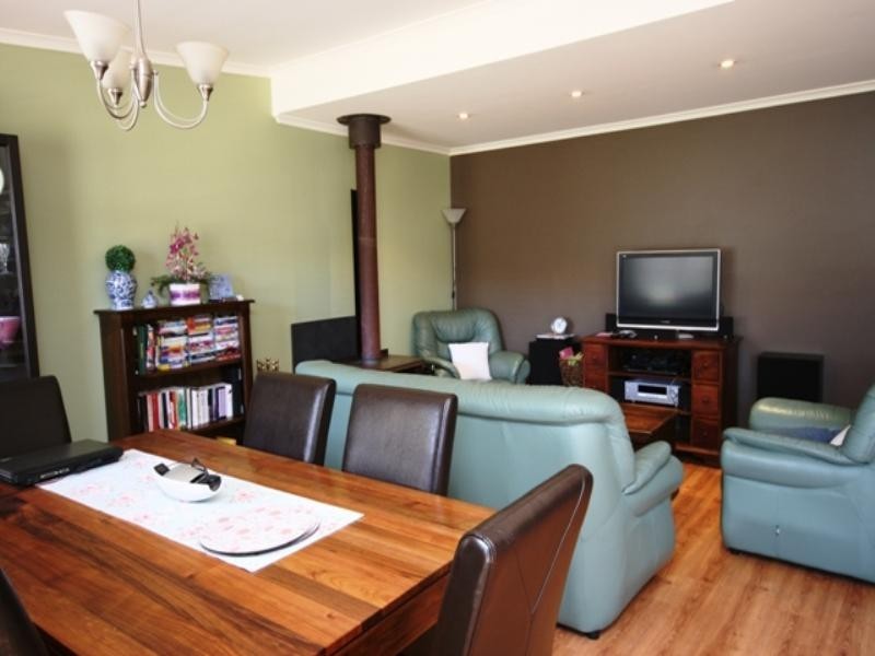 5 Bright Street, Clare SA 5453