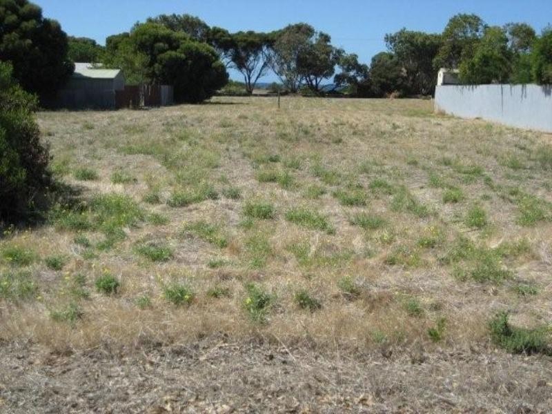 Lot 105 20 Camperdown Terrace, Port Moorowie SA 5576