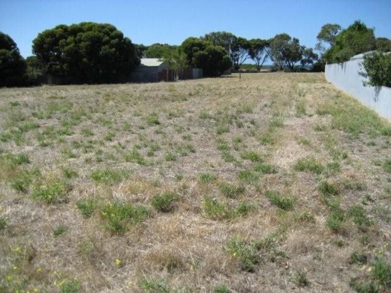 Lot 105 20 Camperdown Terrace, Port Moorowie SA 5576