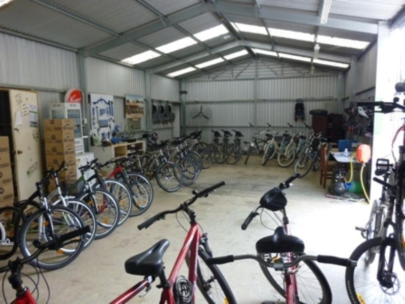 10 and 11 Warenda Road, Clare SA 5453