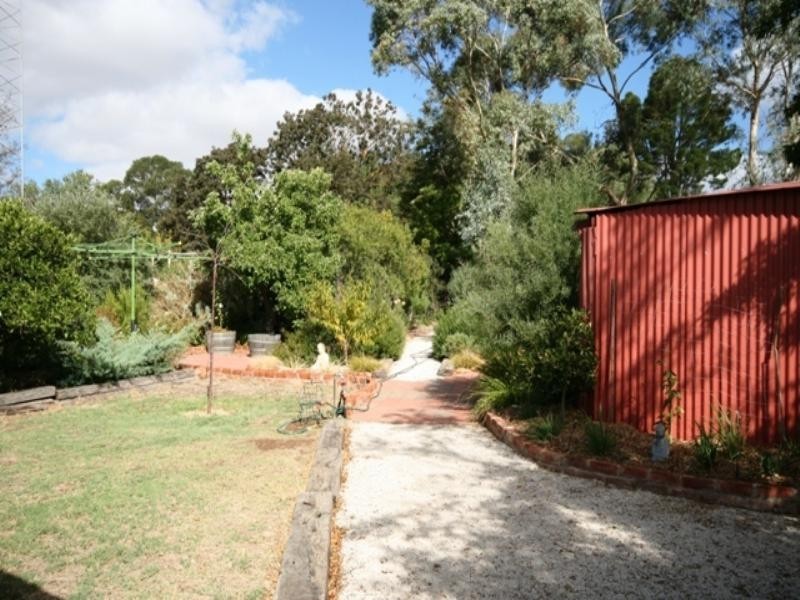 46 Victoria Road, Clare SA 5453