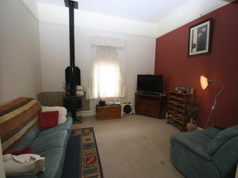 11 Charles Street, Balaklava SA 5461