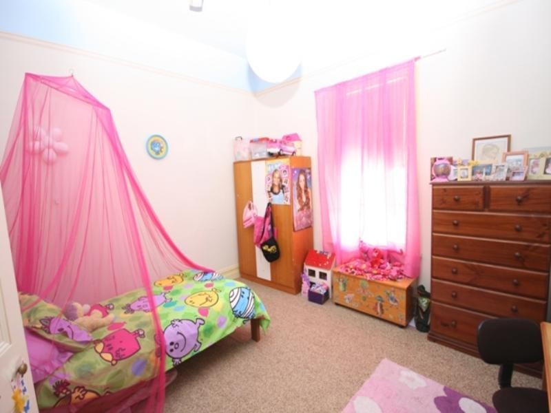 11 Charles Street, Balaklava SA 5461