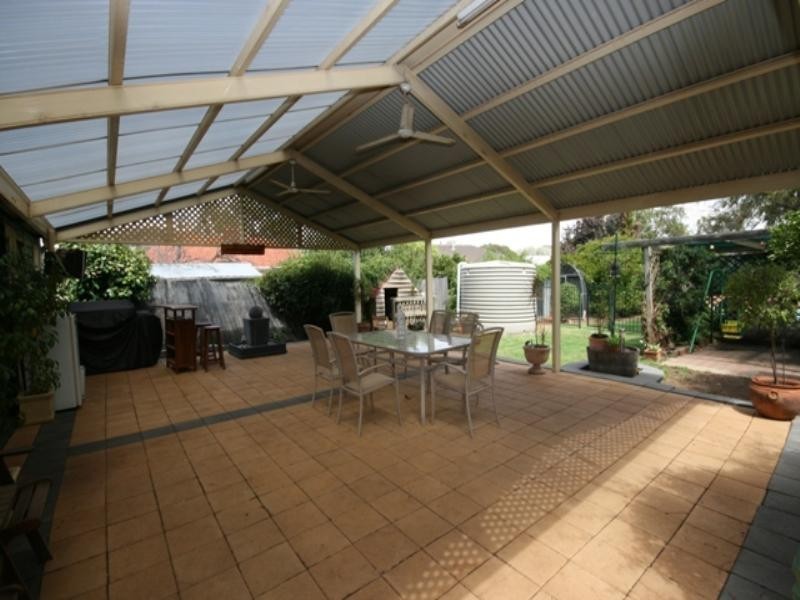 11 Charles Street, Balaklava SA 5461