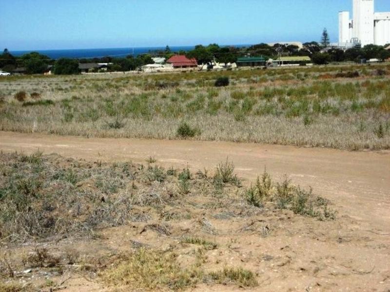 2-4 Cane Avenue, Ardrossan SA 5571