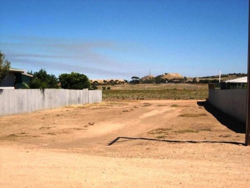 2-4 Cane Avenue, Ardrossan SA 5571