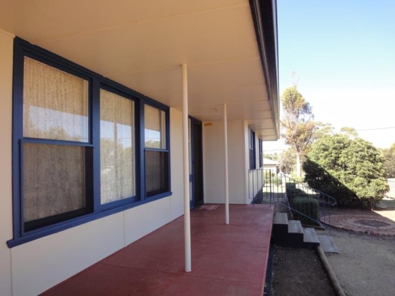 17 Smelts Road, Burra SA 5417