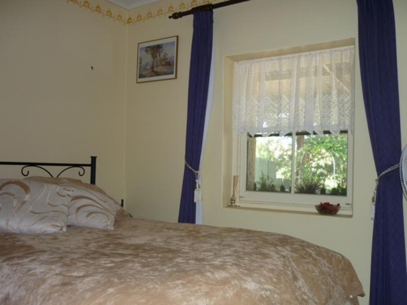 9 Ayers Street, Burra SA 5417