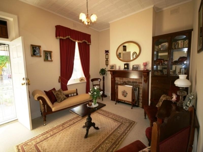 147 Main North Road, Clare SA 5453