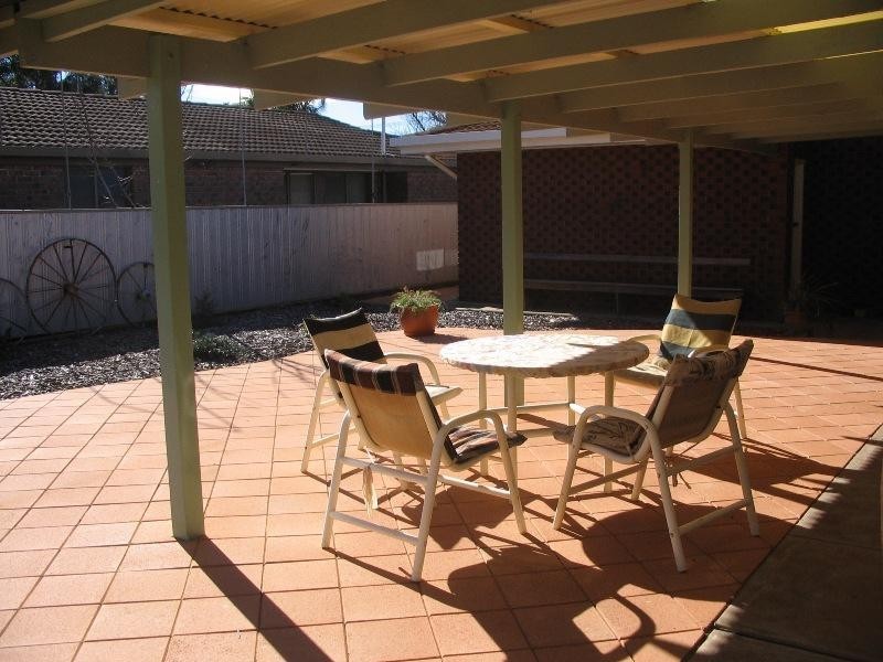 9 Glynn Street, Riverton SA 5412