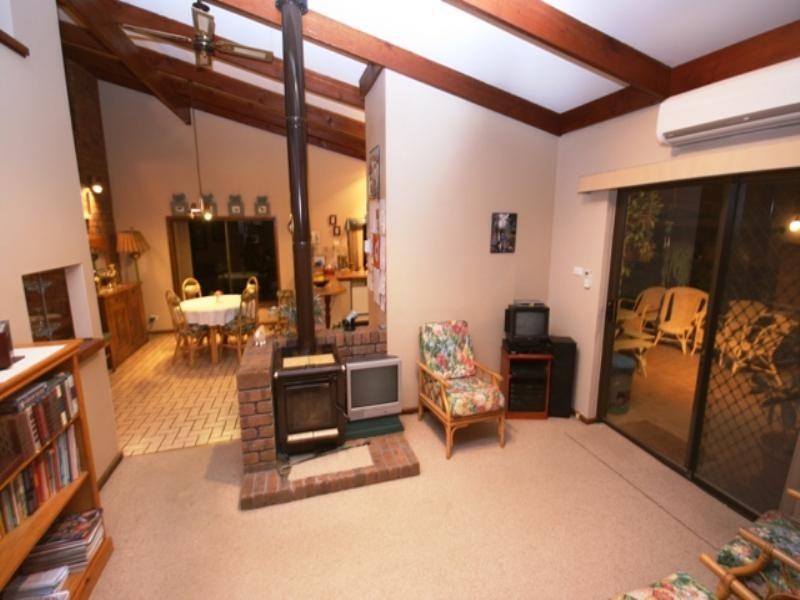 25 West Terrace, Clare SA 5453