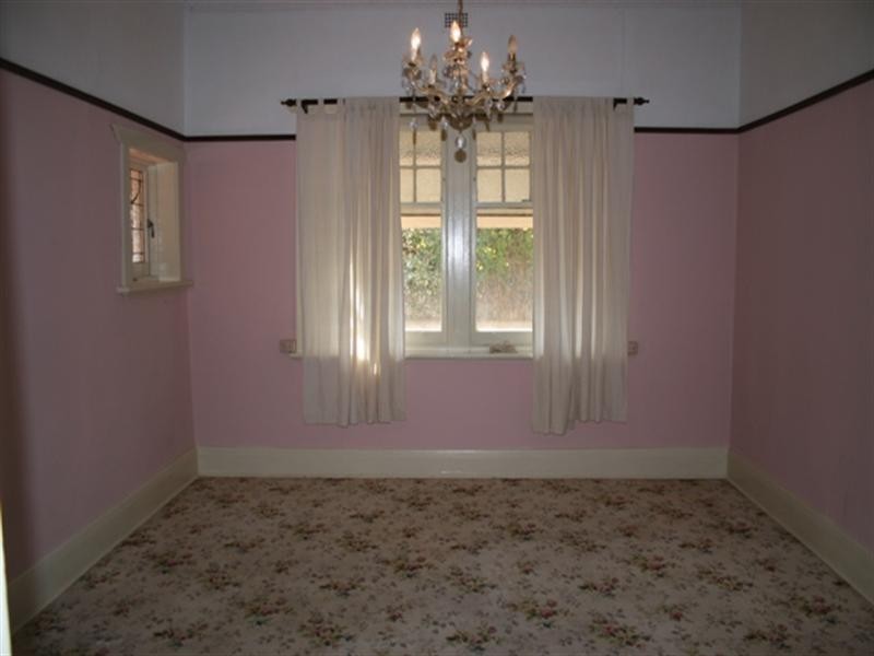 23 Smelts Road, Burra SA 5417