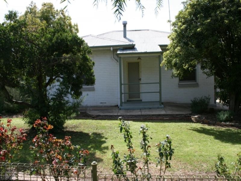 54 Farrell Flat Road, Clare SA 5453