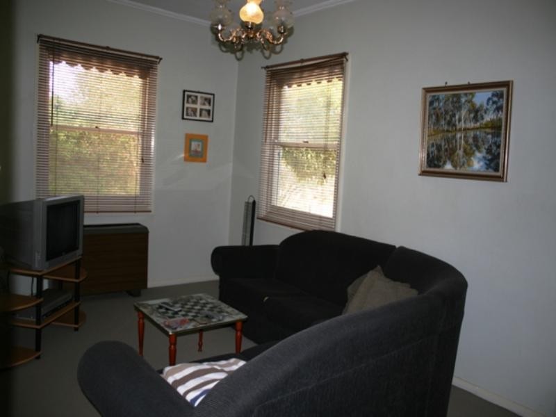 54 Farrell Flat Road, Clare SA 5453