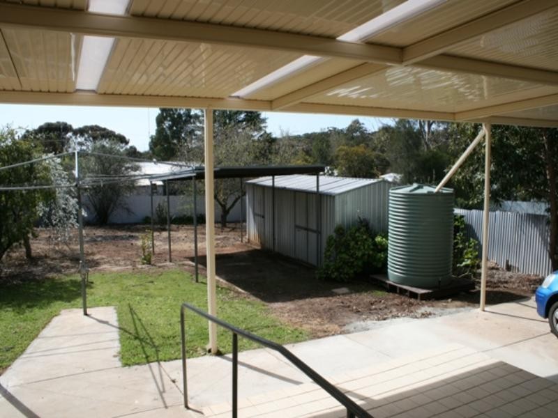 54 Farrell Flat Road, Clare SA 5453