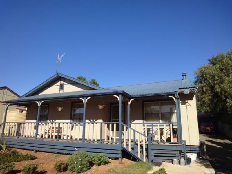 22 Queen Street, Burra SA 5417