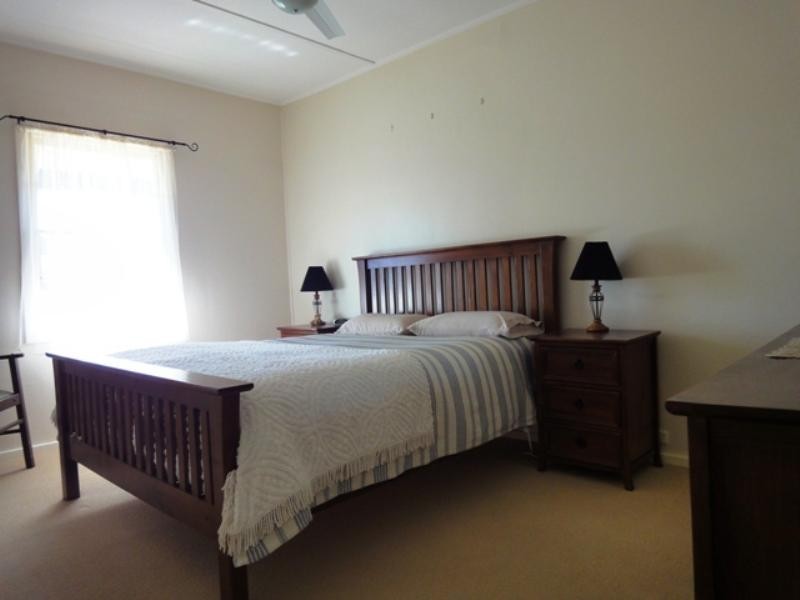 22 Queen Street, Burra SA 5417