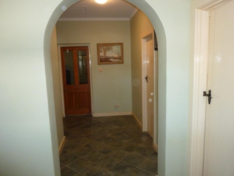 Unit 5/8 Beare Street, Clare SA 5453