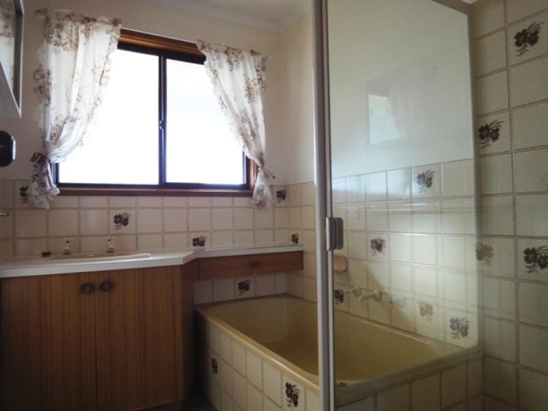 54 King Street, Clare SA 5453