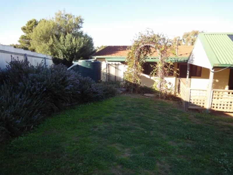 54 King Street, Clare SA 5453