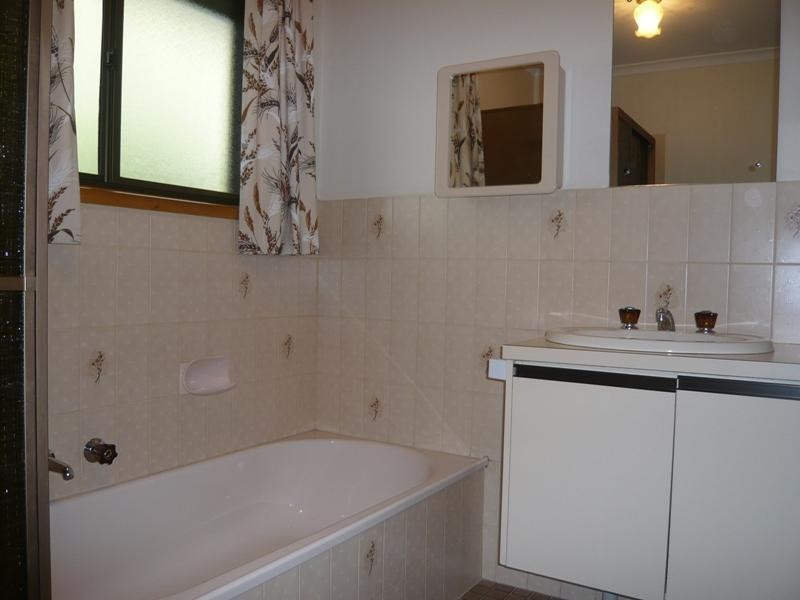 11 Daly Street, Auburn SA 5451