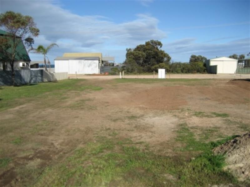 3 Shore Street, Port Clinton SA 5570