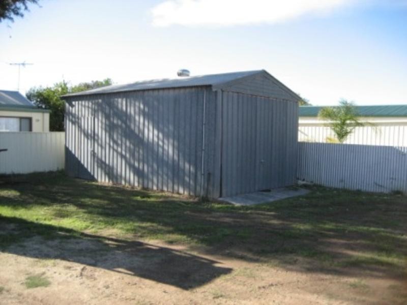 3 Shore Street, Port Clinton SA 5570