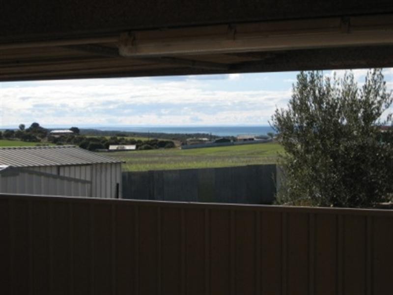 5 Allen Road, Tiddy Widdy Beach SA 5571