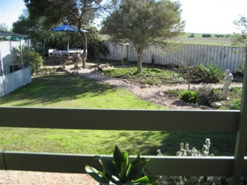 5 Allen Road, Tiddy Widdy Beach SA 5571