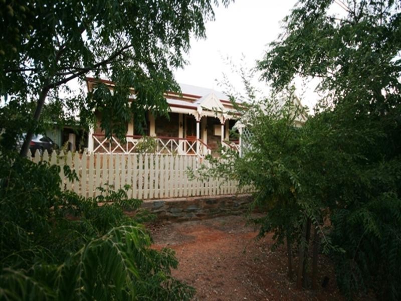 18 Chapel Street, Burra SA 5417